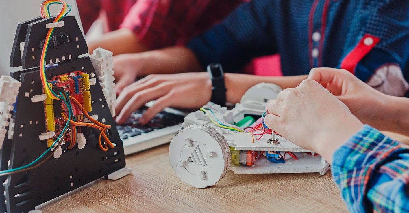 STEM-educación-juguetes-robotica-tecnologia-programacion-BBVA