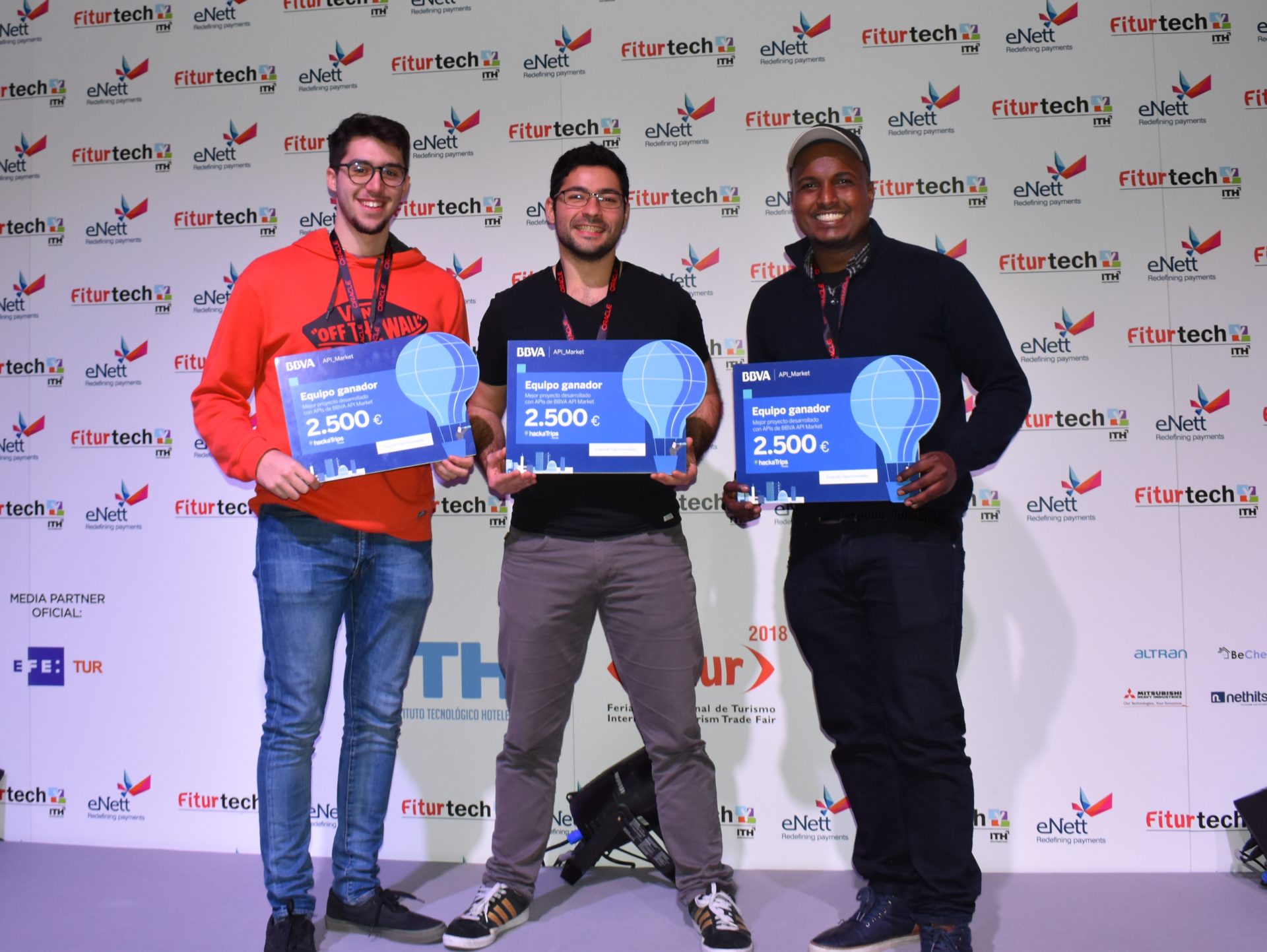 ganadores-evento-hackatrips-api-market-BBVA