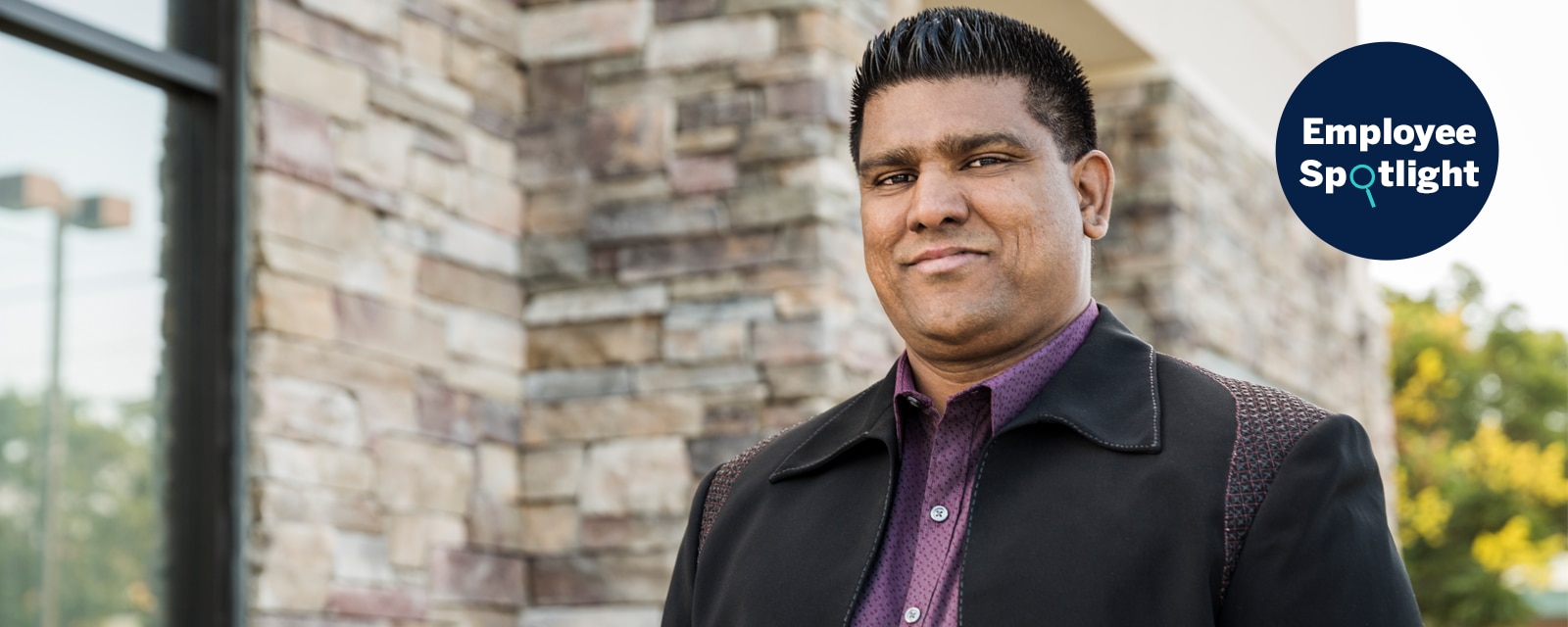 For BBVA Compass Small-Medium Enterprise Commercial Banking Officer Dinuk Perera, determination is the foundation to building a career. Employee_Spotlight_BBVACompass_Dinuk Perera