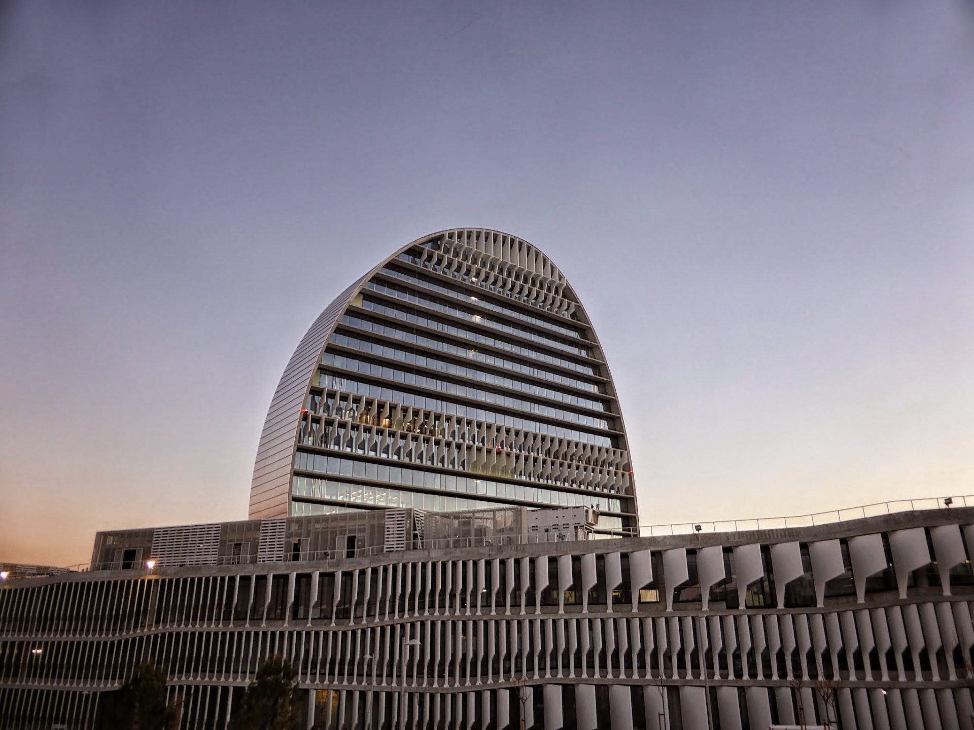 La Vela (The Sail) BBVA City (12)