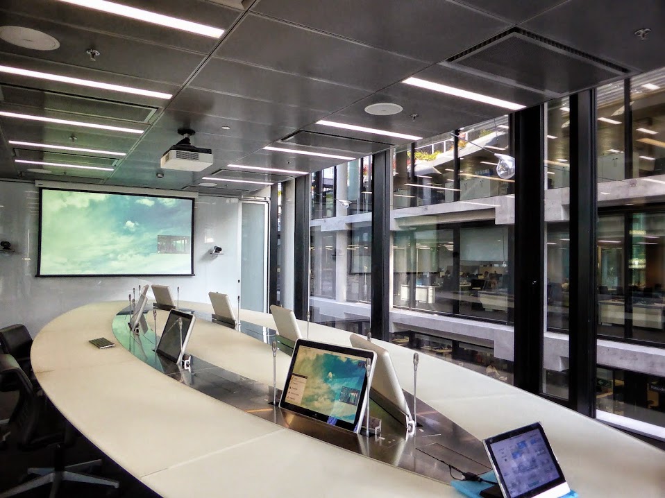 Sala de reunión Ciudad BBVA Sala de reunión Ciudad BBVA