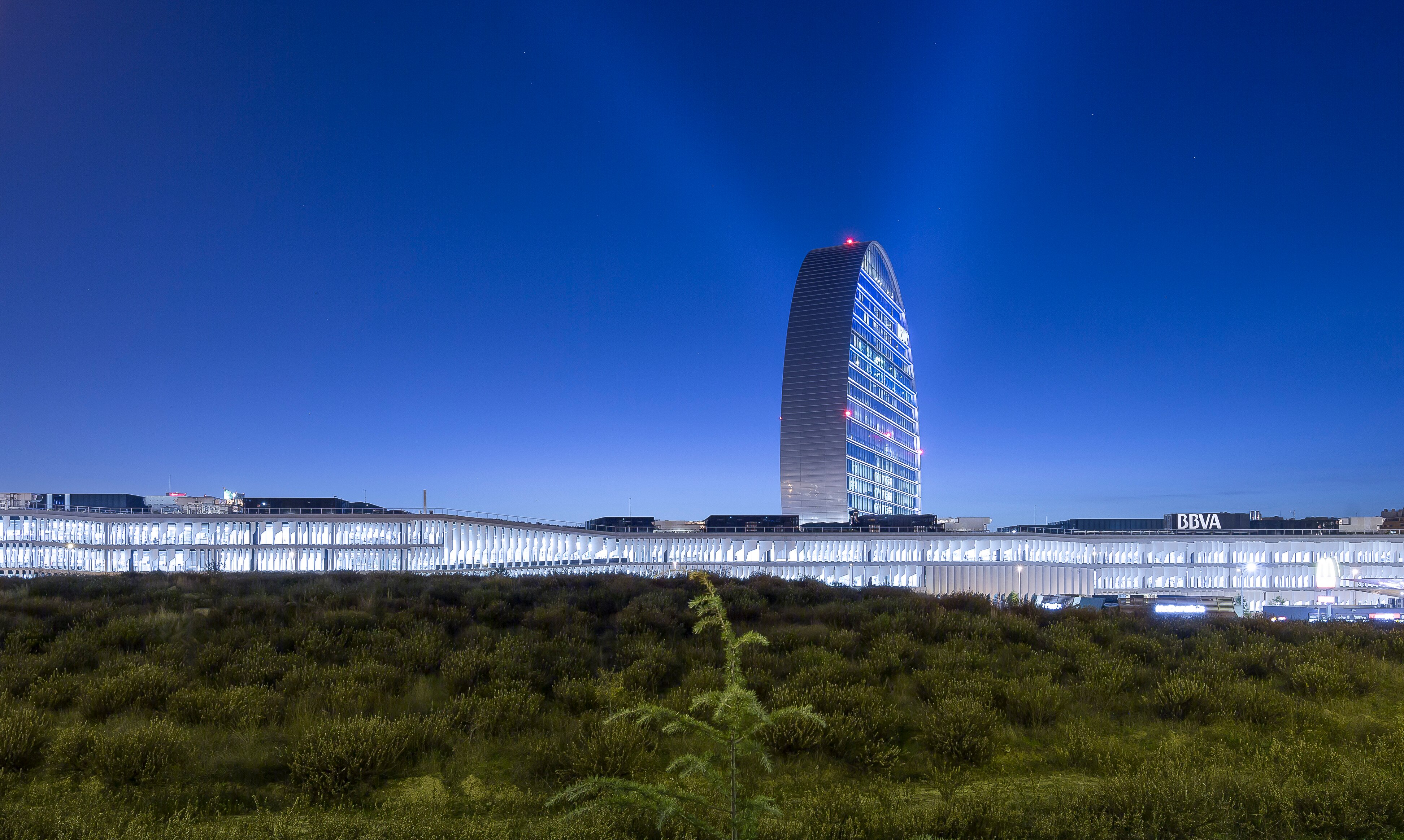 13. La Vela (The Sail) BBVA City 13. La Vela (The Sail) BBVA City