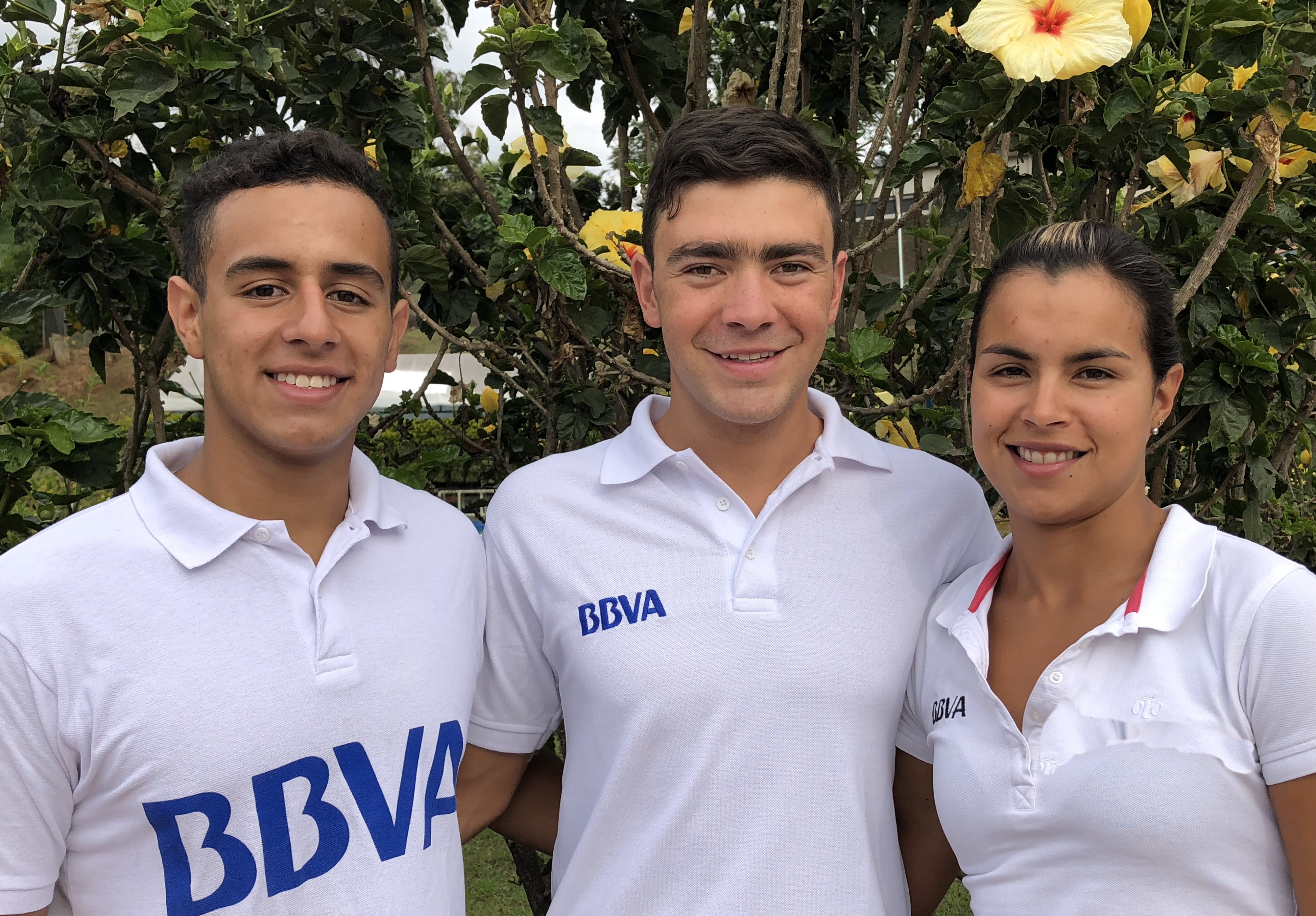 Los triatletas Maira Vargas y Eduardo Londoño y el nadador Julián Aránzazu, tienen un sueño común: ir a unos Olímpicos. En el caso de Vargas y Londoño, Tokio 2020 y el de Aránzazu, los de la juventud de octubre próximo, en Buenos Aires, Argentina. Los triatletas Maira Vargas y Eduardo Londoño y el nadador Julián Aránzazu,