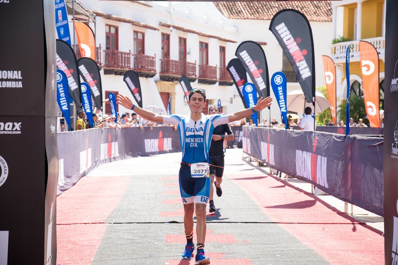 Santiago Mendoza, buscando nicho en la cima del atletismo mundial