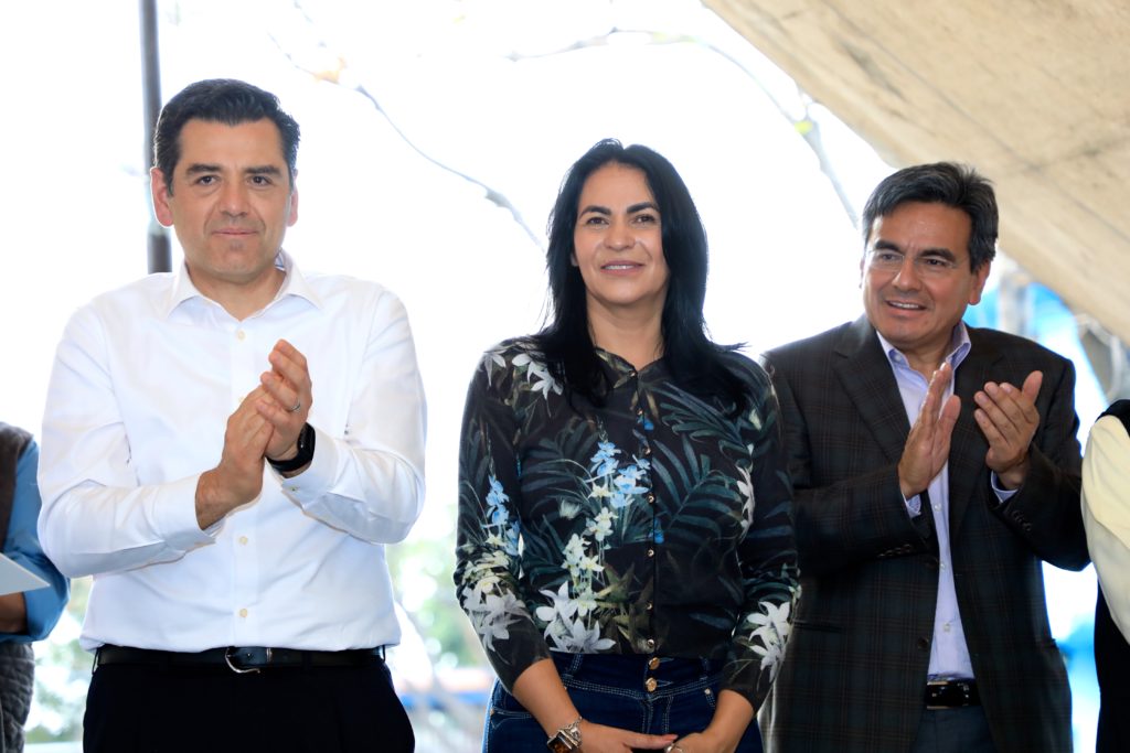 Directivos en el evento. Ignacio de la Luz, Dione Anguiano y Armando Reza Directivos en el evento. Ignacio de la Luz, Dione Anguiano y Armando Reza