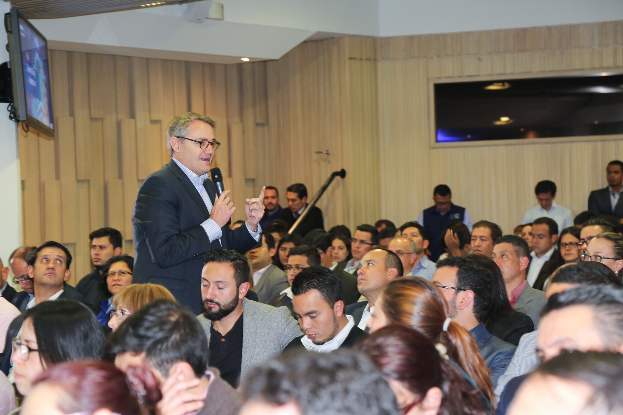 El country manager de BBVA Colombia destacó los positivos resultados y los avances alcanzados en 2017 en materia de desarrollos digitales country,manager,BBVA,Colombia,destacó,positivos,resultados,avances,alcanzados,2017,materia,desarrollos,digitales,Transformación,digital,BBVA,Colombia ,SDA,Jornadas,planeación,trimestral,Avances,digitales,Nuevos,productos,servicios,digitales