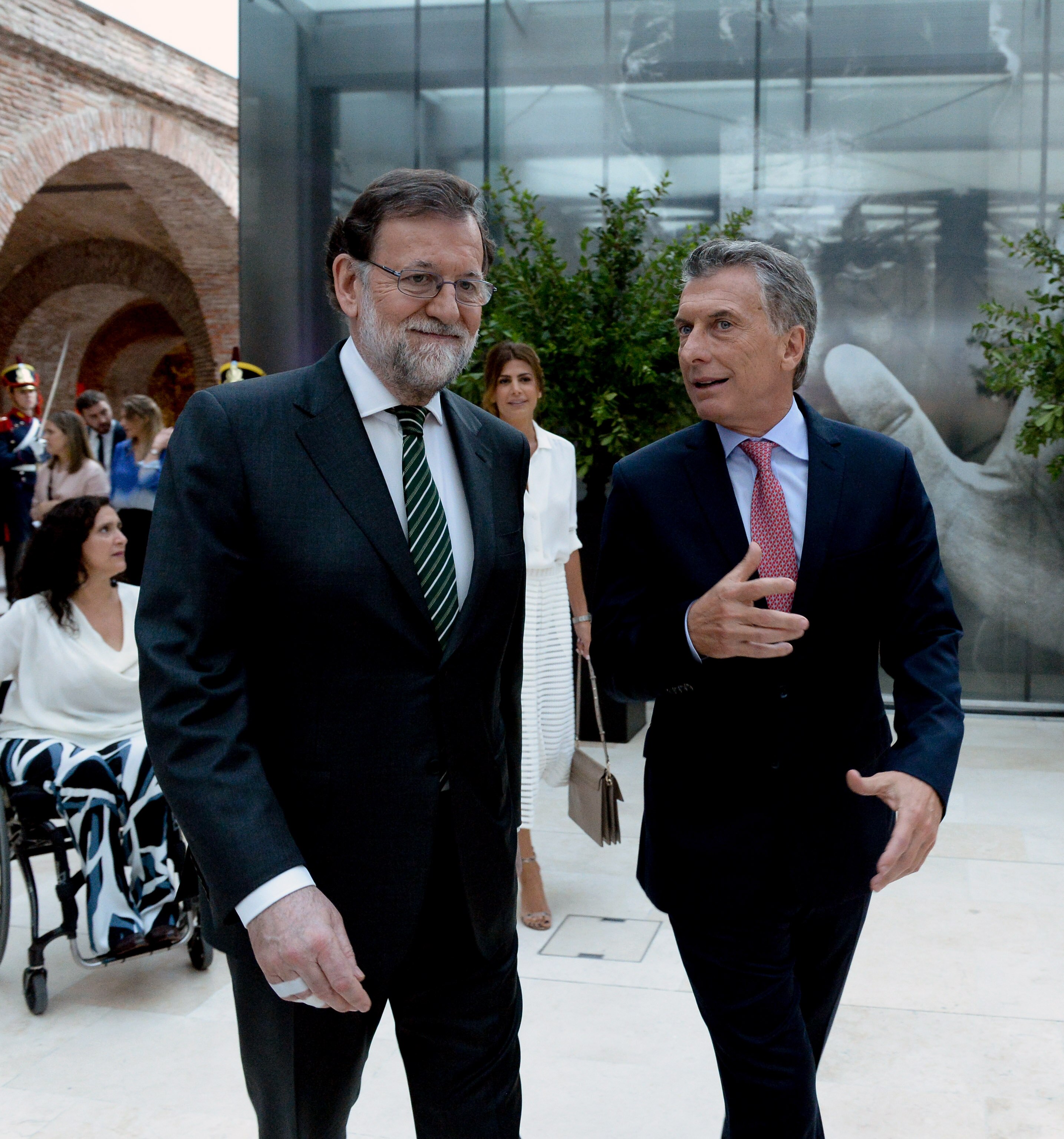 El presidente Mauricio Macri ofreció un almuerzo en honor al presidente del gobierno de España, Mariano Rajoy, y su comitiva El presidente Mauricio Macri ofreció un almuerzo en honor al presidente del gobierno de España, Mariano Rajoy, y su comitiva