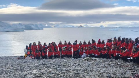 Las,científicas,expedición,la,Antártida,reunieron,leer, mensales,niños,mundo,pingüinos