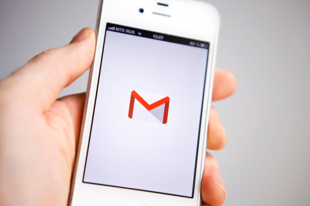 Cómo enviar archivos de tamaño comprimidos Gmail