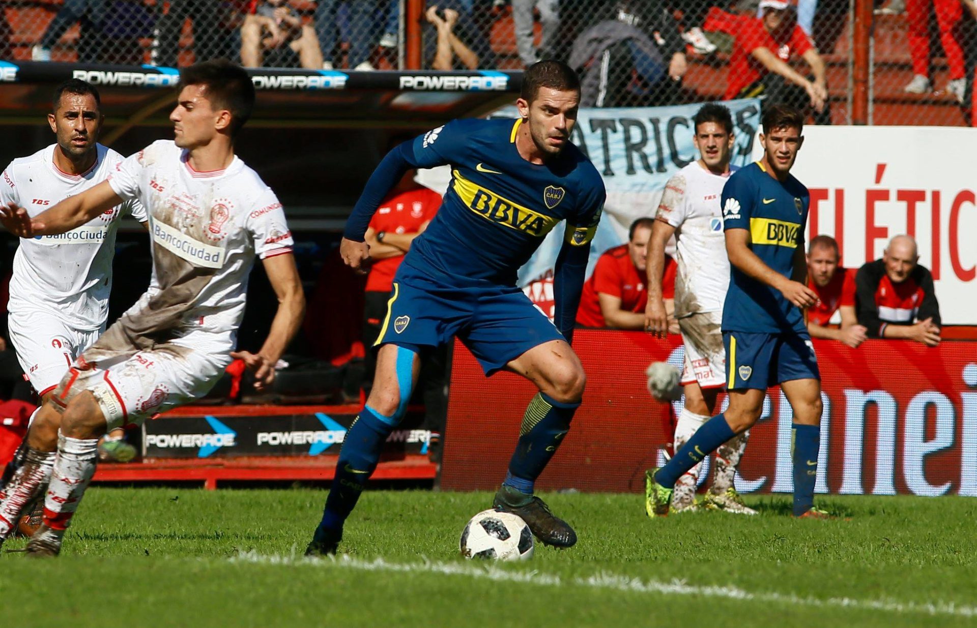 Fernando Gago volvió después de 7 meses