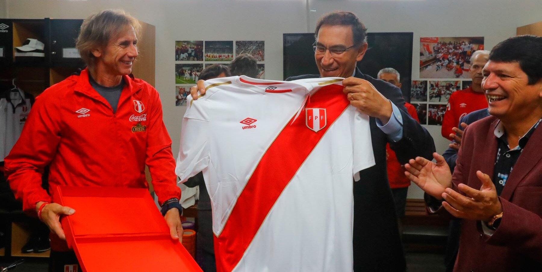 Selección Peruana Viaje de Perú a Europa Selección Peruana Viaje de Perú a Europa