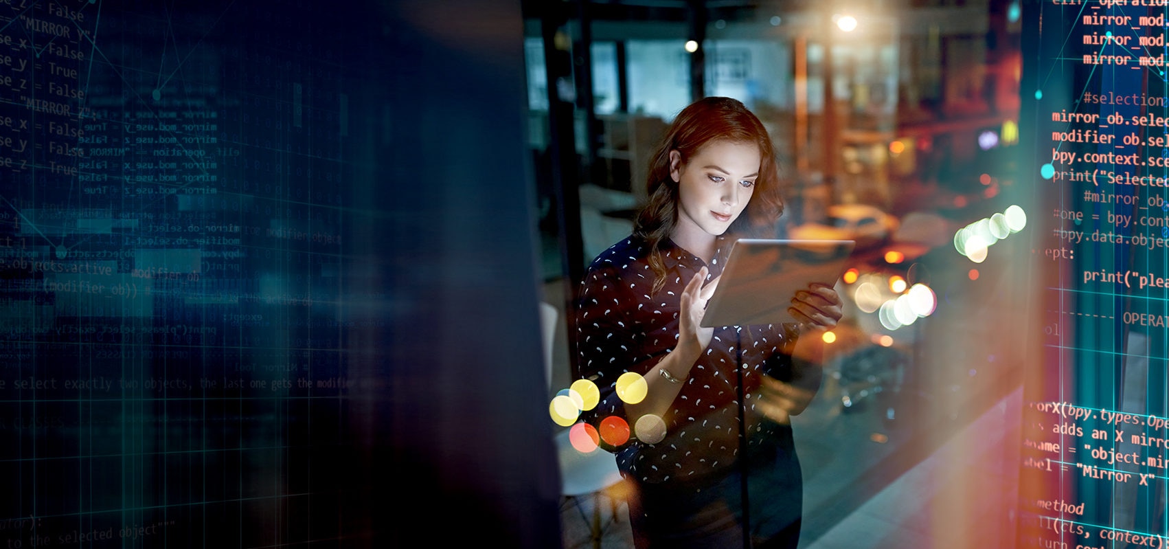 pagos-tablet-tecnologia-innovacion-digital-transformacion-mujer-bbva pagos-tablet-tecnologia-innovacion-digital-transformacion-mujer-bbva