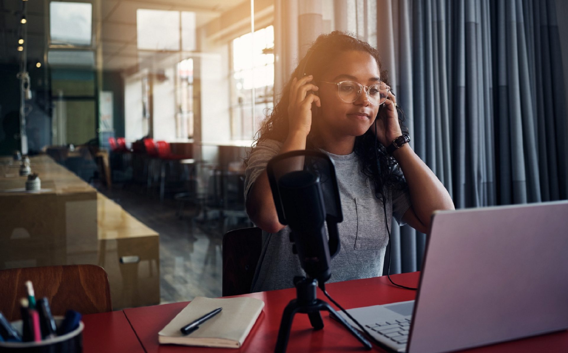 podcast-ordenador-internet-bbva
