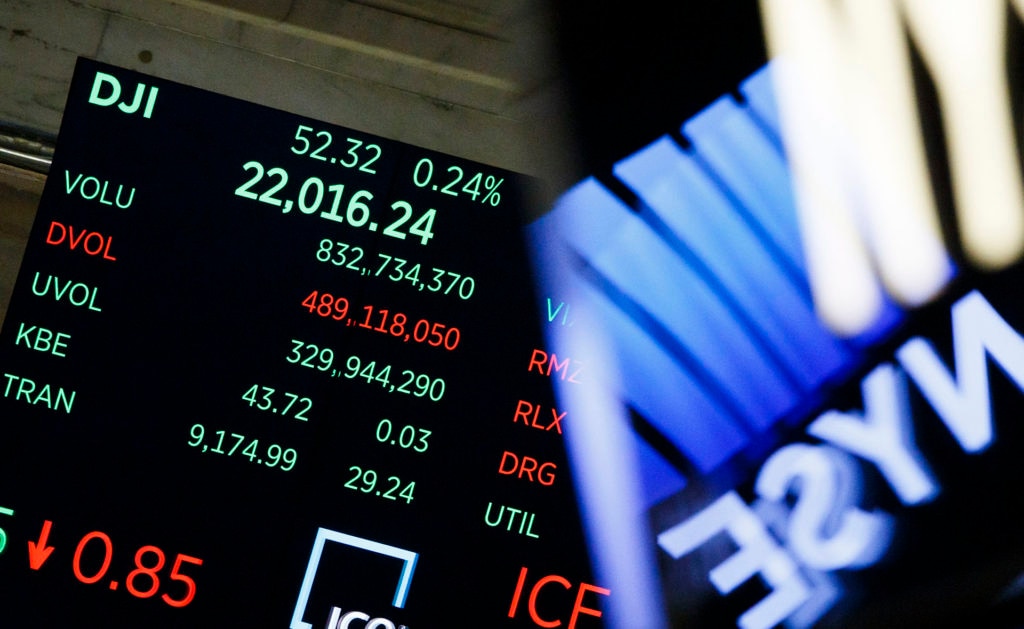 Gráficos, operaciones, finanzas, números Fotografía de Gráficos, operaciones, finanzas, números