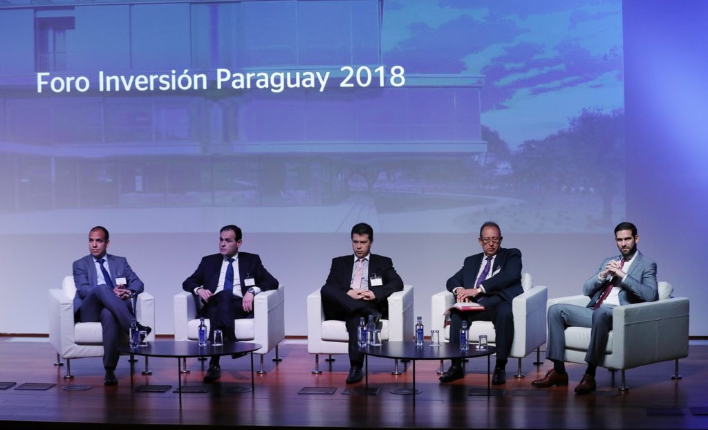 Mesa redonda_Foro Paraguay_opt_BBVA Mesa redonda_Foro Paraguay_opt_BBVA