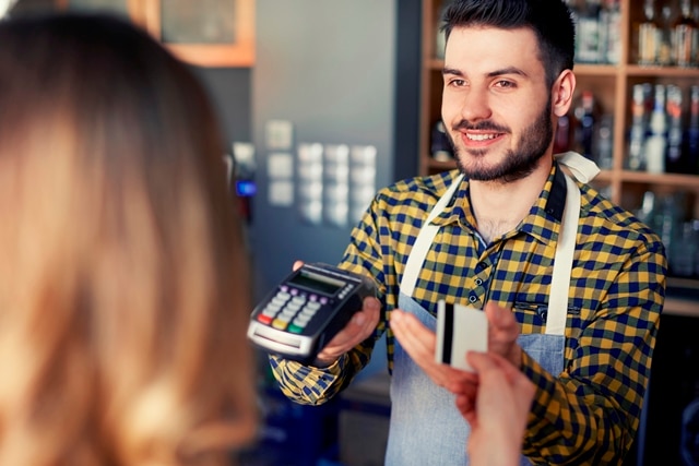 Pagar con puntos, una realidad con BBVA Fotografías Pagar con puntos, una realidad con BBVA