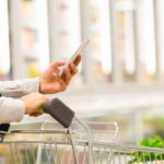 tiendas-compras-movil-comercio-electronico-app-smartphone-ecommerce-supermercado-bbva- bbva research - sector retail