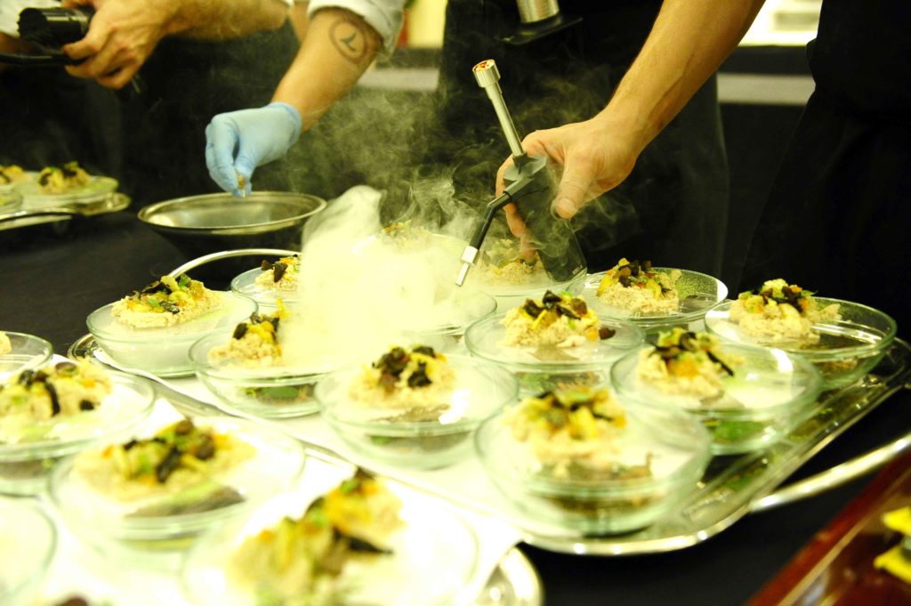 Empleo de la pipa de humo en El Celler de Can Roca Empleo de la pipa de humo en El Celler de Can Roca