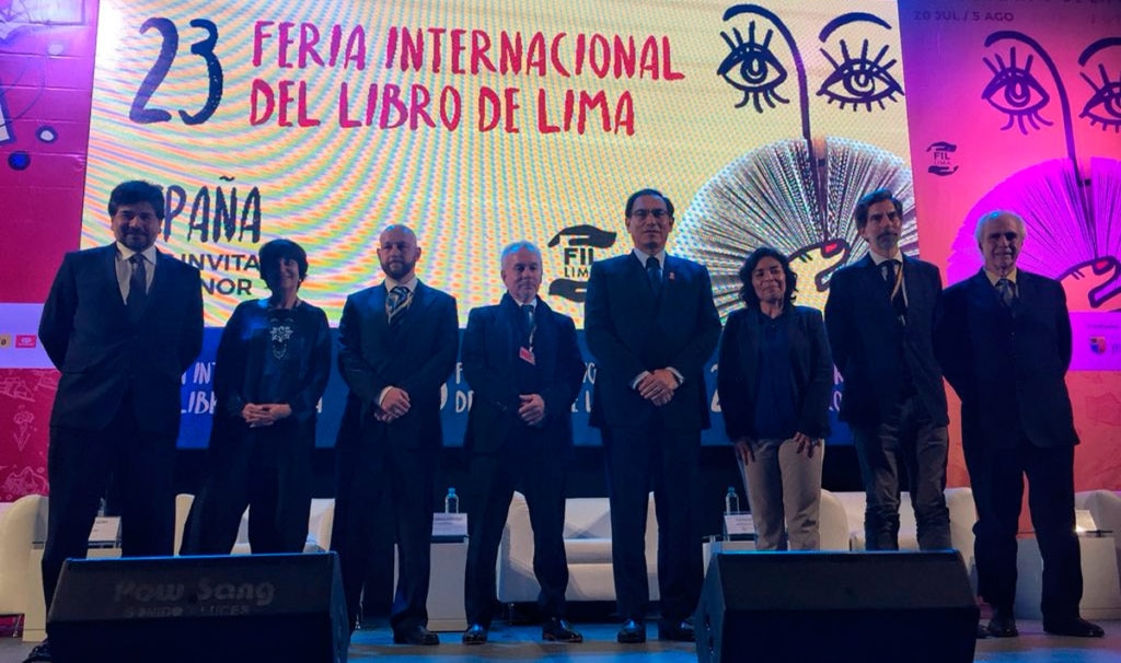 Arrancó la FIL Lima y el concurso en homenaje a Abraham Valdelomar