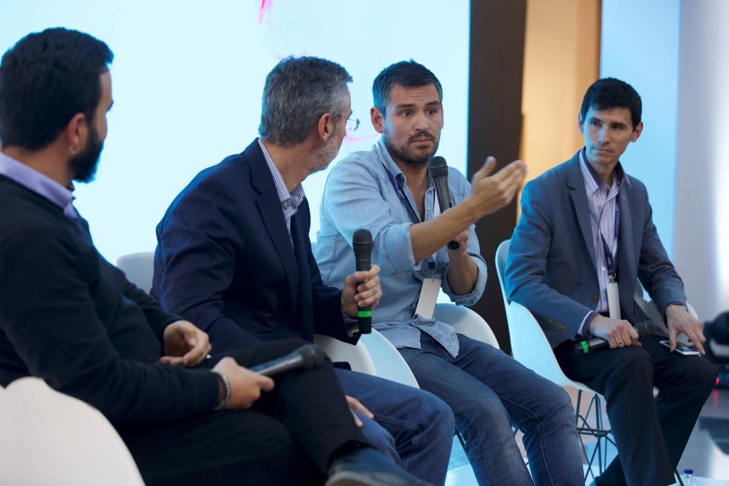 Panel Innovando desde el otro lado en Open Talks