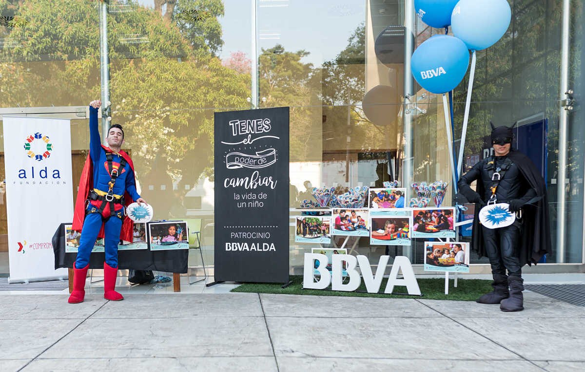 Apadrinar un niño Apadrinar un niño