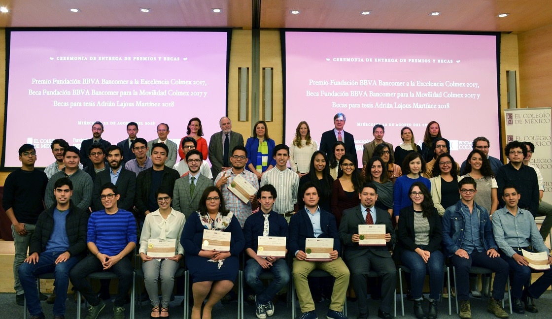 Foto ganadores la beca Fundación BBVA Bancomer y Colmex Foto ganadores la beca Fundacion BBVA Bancomer y Colmex