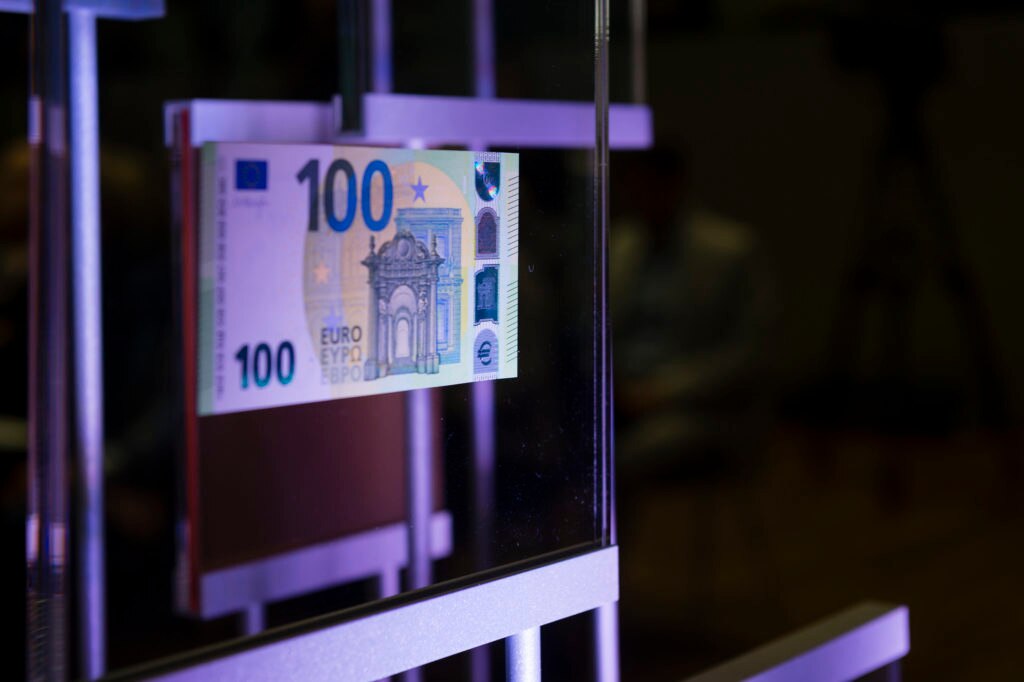 billete-100-euros-banco-central-europeo-bbva billete-100-euros-banco-central-europeo-bbva