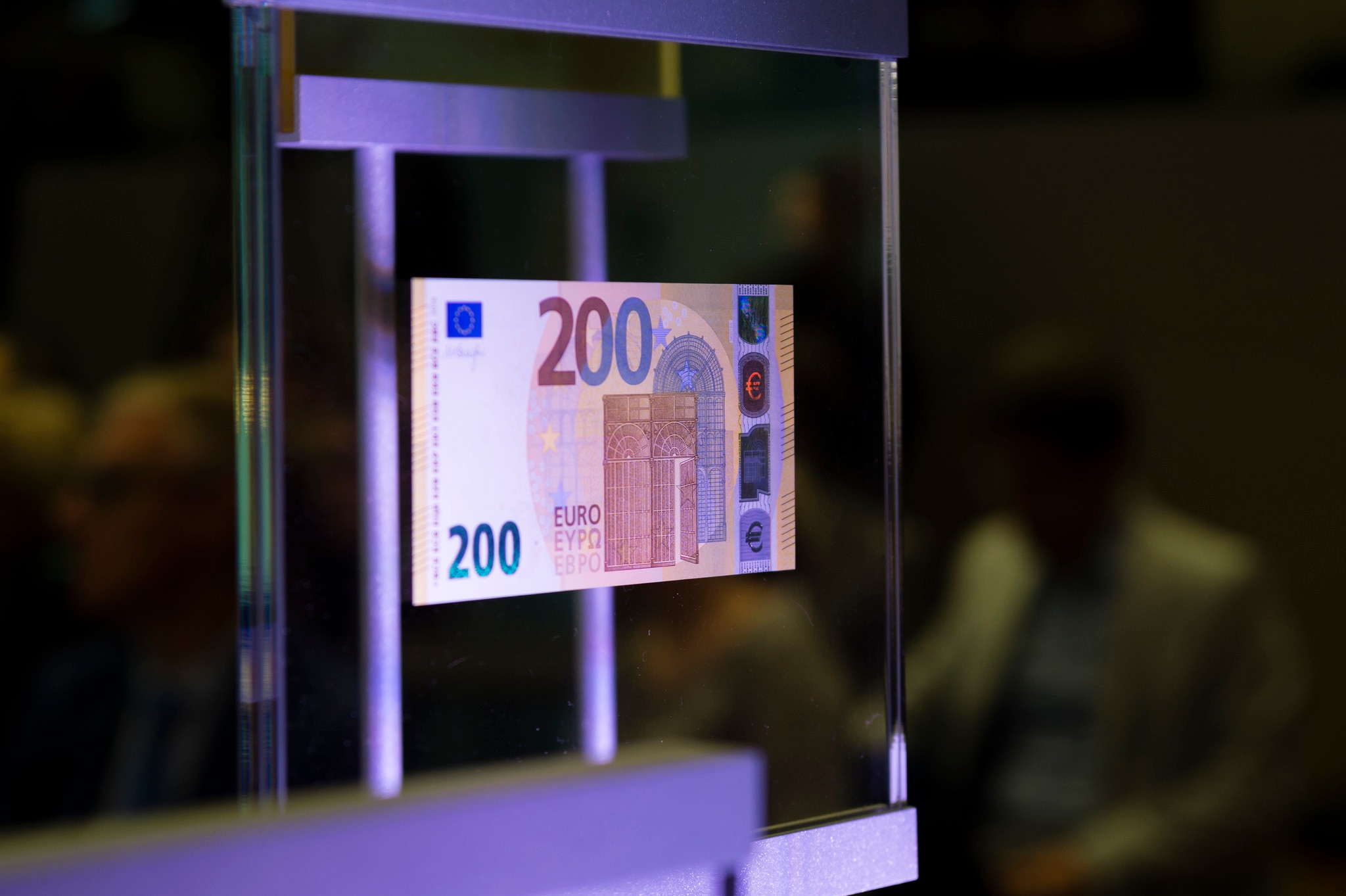 billete-200-euros-banco-central-europeo-bbva
