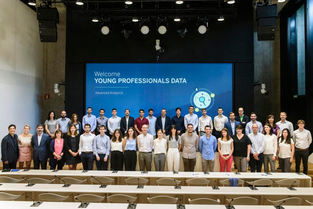 talento-joven-data-cabecera-bbva talento-joven-data-cabecera-bbva