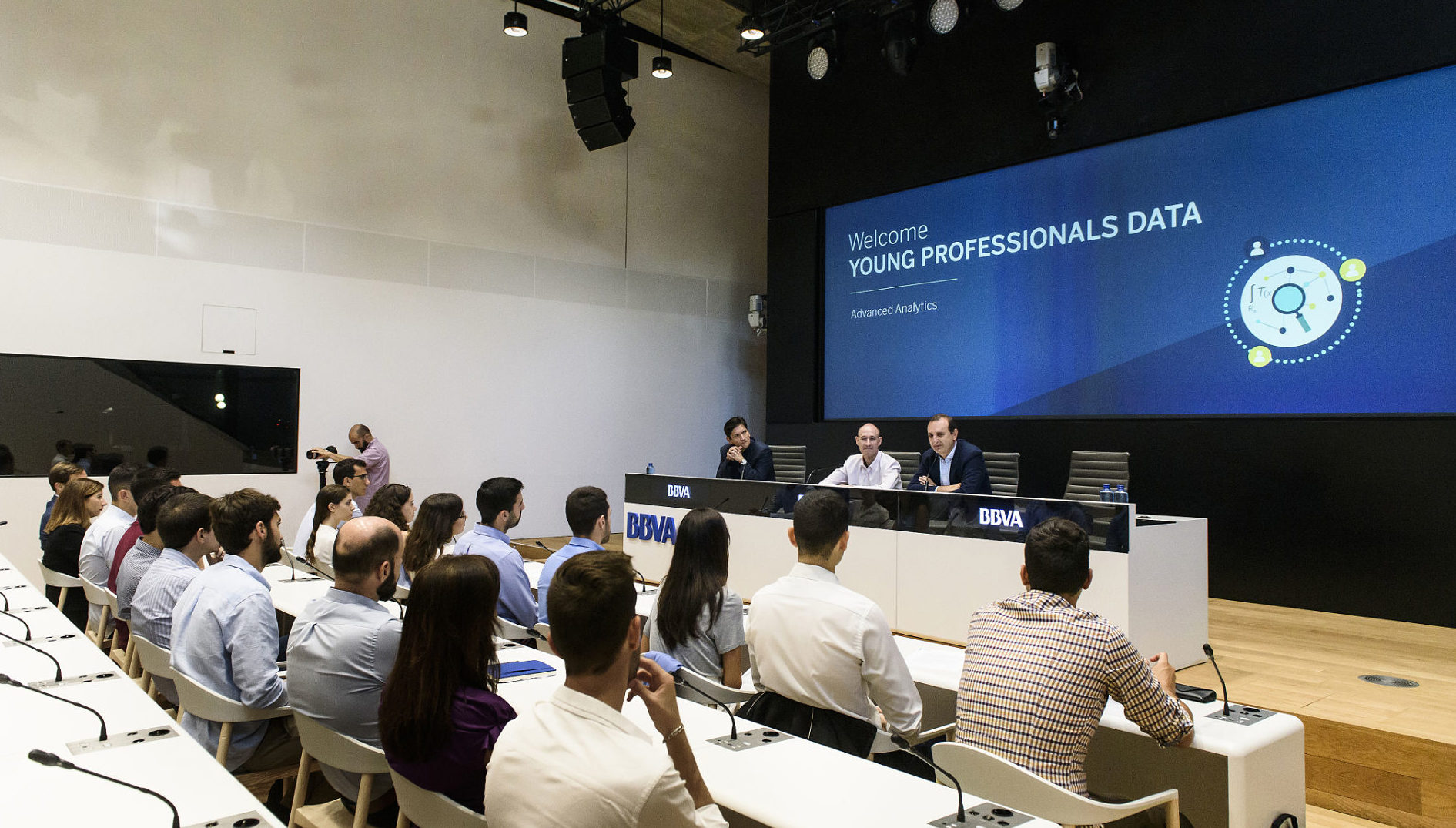 talento-joven-data-evento-bbva talento-joven-data-evento-bbva