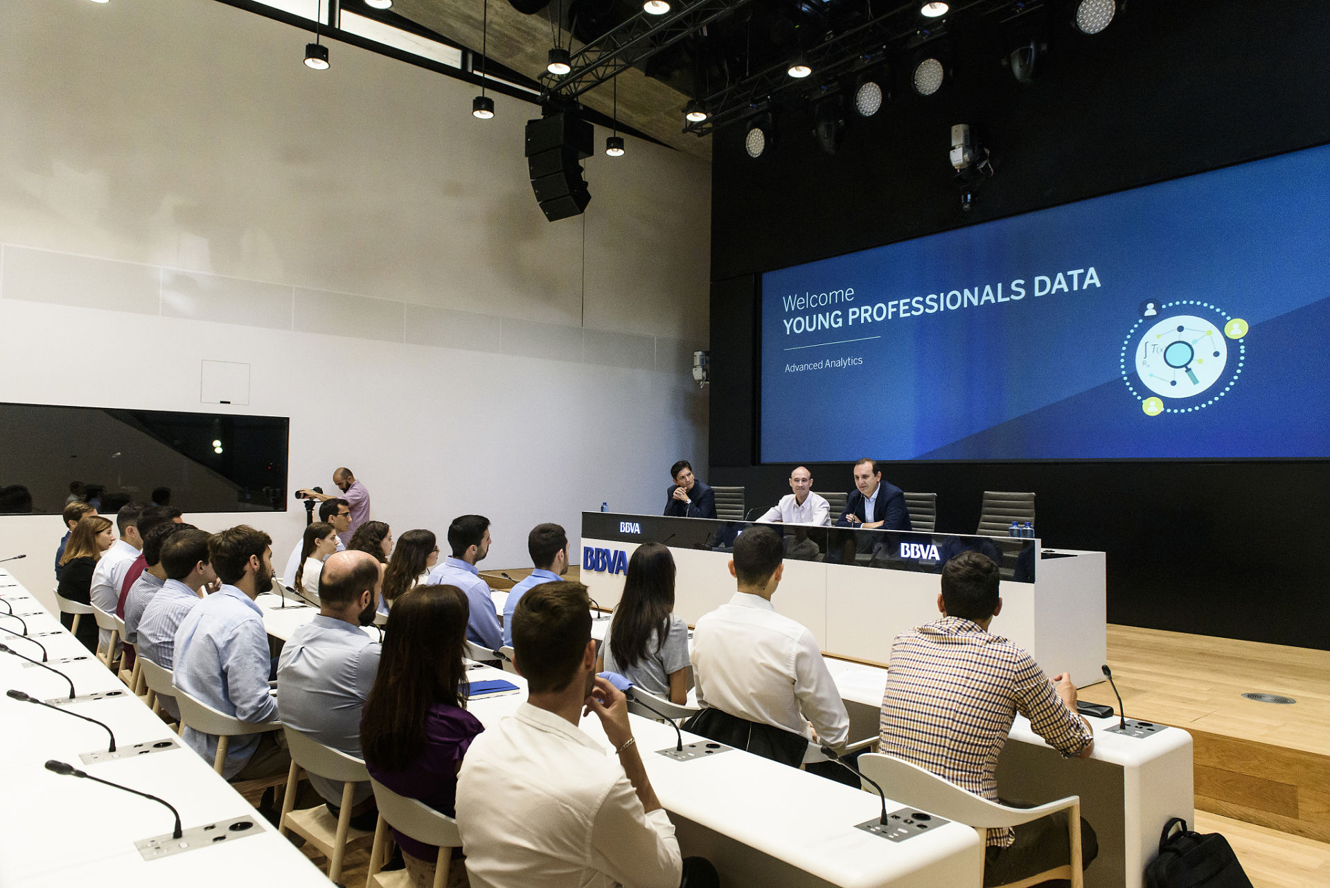 talento-joven-data-evento-bbva talento-joven-data-evento-bbva