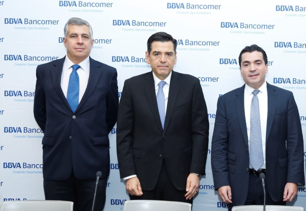 Carlos Serrano, Ignacio de la Luz y Eduardo Osuna BBVA Bancomer