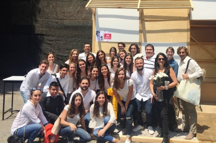 Equipo ganador en la 21 edición del Taller de Luis Barragán