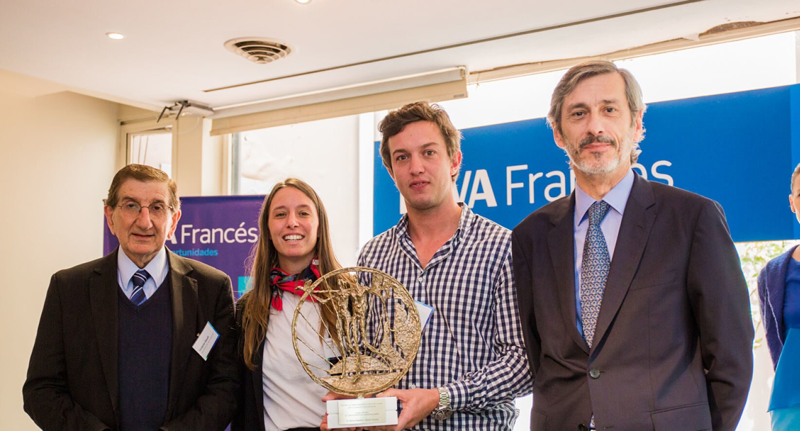 Victorio Giusti de la Secretaría de Agroindustria de la Nación; Ganadores del Premio al Gran Emprendedor Agropecuario 2018, Gstión Porcina, Rocío Aguilera y Alfonso Aguilera (h); Martín Zarich, presidente ejecutivo de BBVA Francés. Victorio Giusti de la Secretaría de Agroindustria de la Nación; Ganadores del Premio al Gran Emprendedor Agropecuario 2018, Gstión Porcina, Rocío Aguilera y Alfonso Aguilera (h); Martín Zarich, presidente ejecutivo de BBVA Francés.