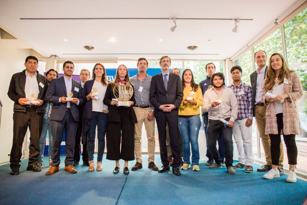 Ganadores de las cuatro categorías del Premio al Emprendedor Agropecuario BBVA Francés, 2018