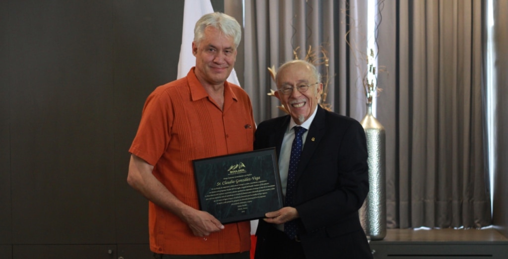 claudio gonzález vega_fundacion microfinanzas