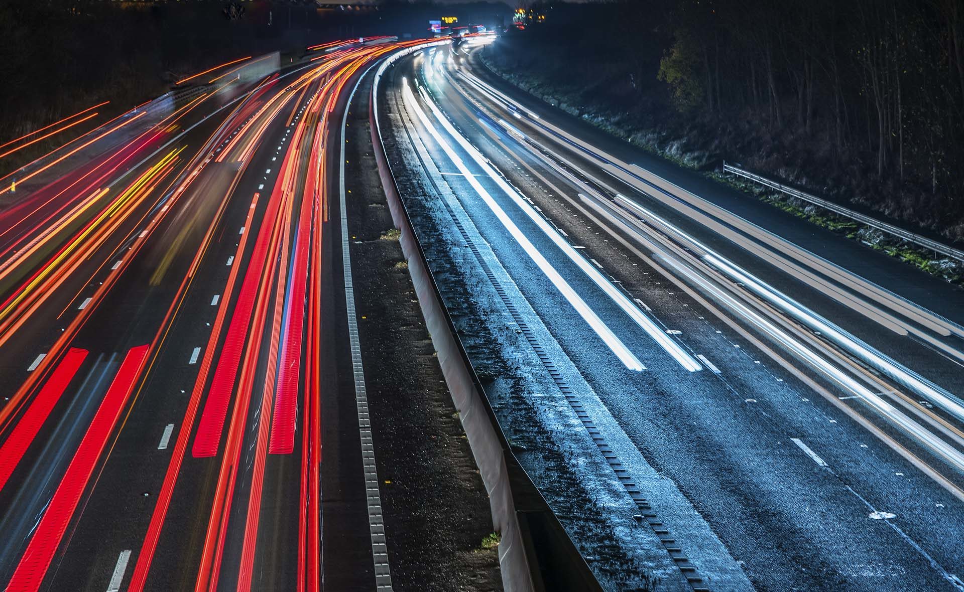 Fotografía de Blockchain, carretera, coches, luces, velocidad, noche, tecnología, conexiones