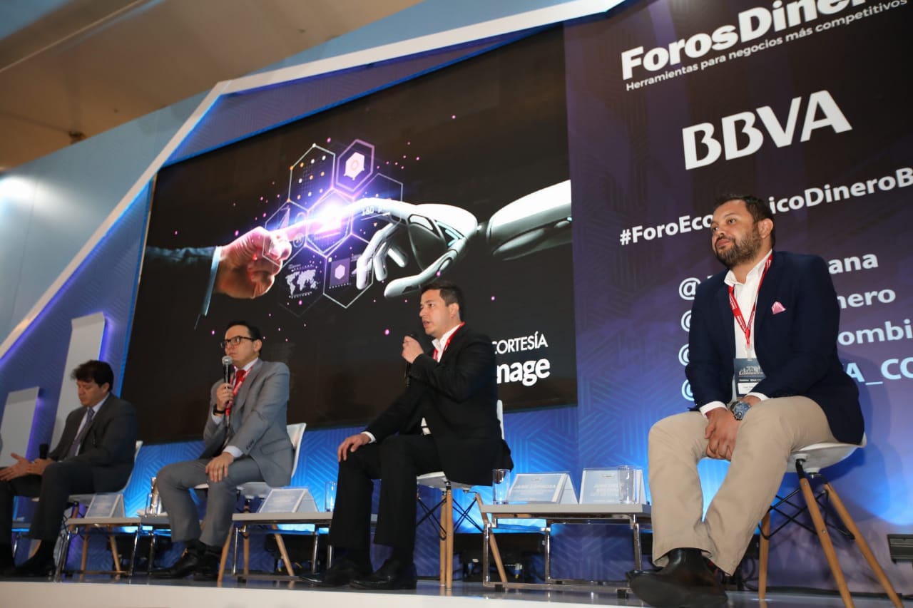 Jaime Espinosa, director de BBVA Open Innovation durante el Gran Foro Económico Como enfrentar los desafíos para 2019 organizado por BBVA y la revista Dinero