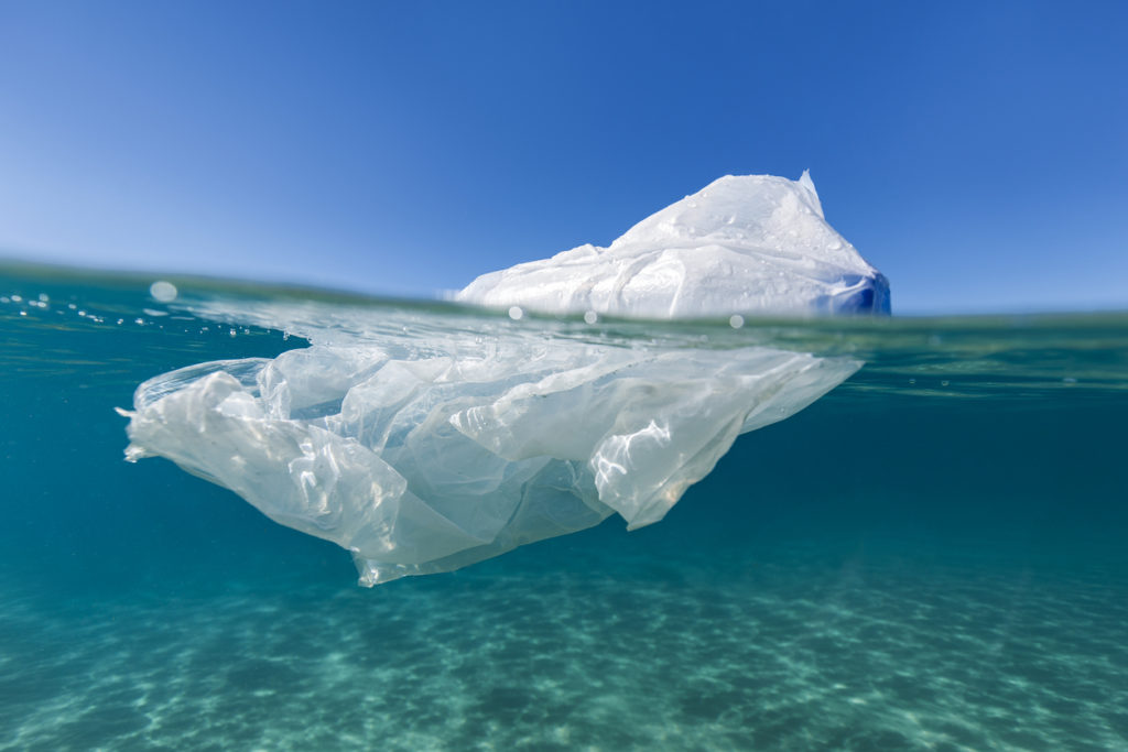 plastico-cambio-climatico-oceano-bbva