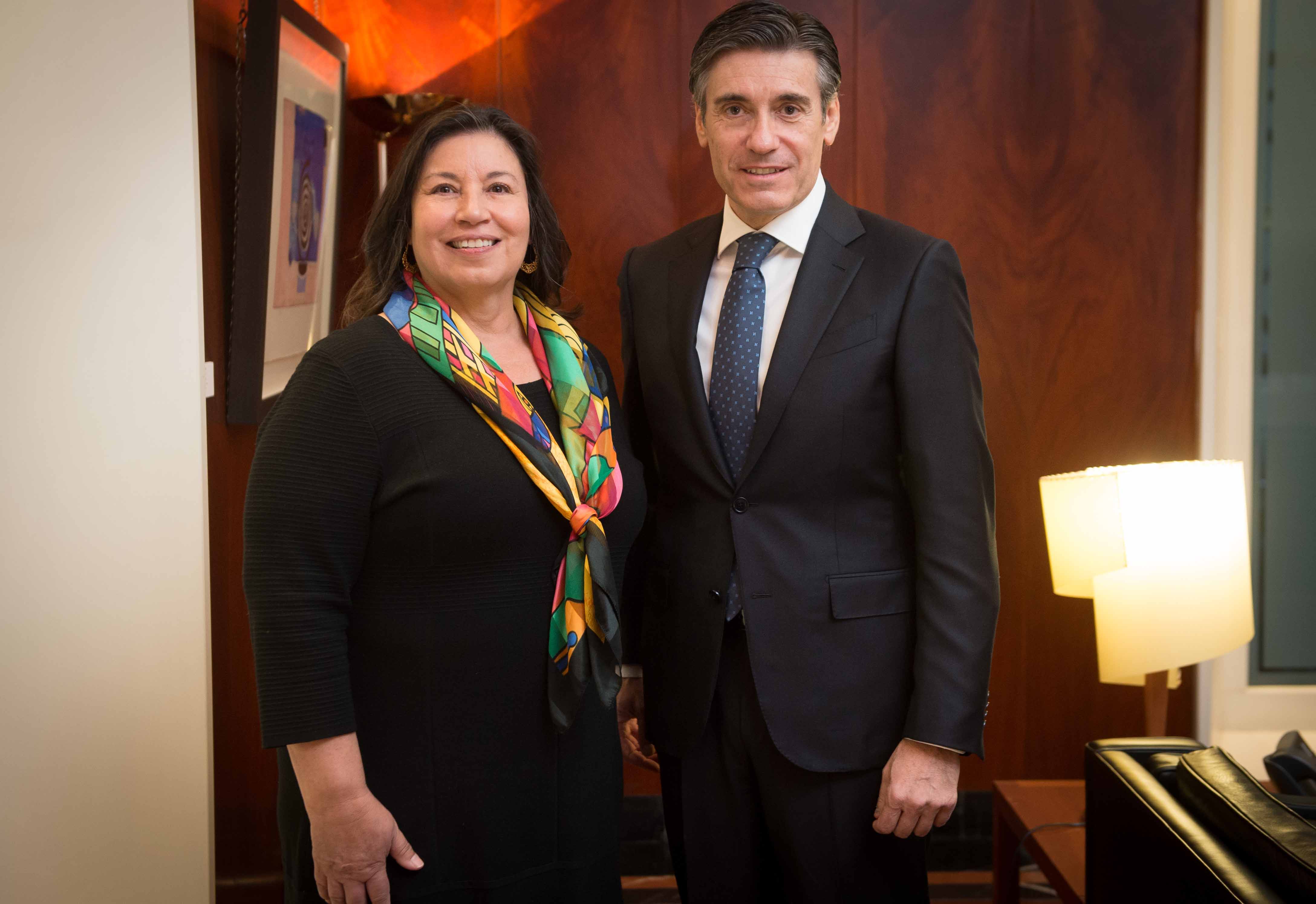 El director general de la FMBBVA, Javier M. Flores, con la presidenta del Patronato de la FMBBVA, Anna Escobedo Cabral Fotografía de El director general de la FMBBVA, Javier M. Flores, con la presidenta del Patronato de la FMBBVA, Anna Escobedo Cabral