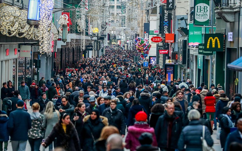 EFE-aglomeracion-gente-personas-calle-ciudad-recurso-bbva EFE-aglomeracion-gente-personas-calle-ciudad-recurso-bbva