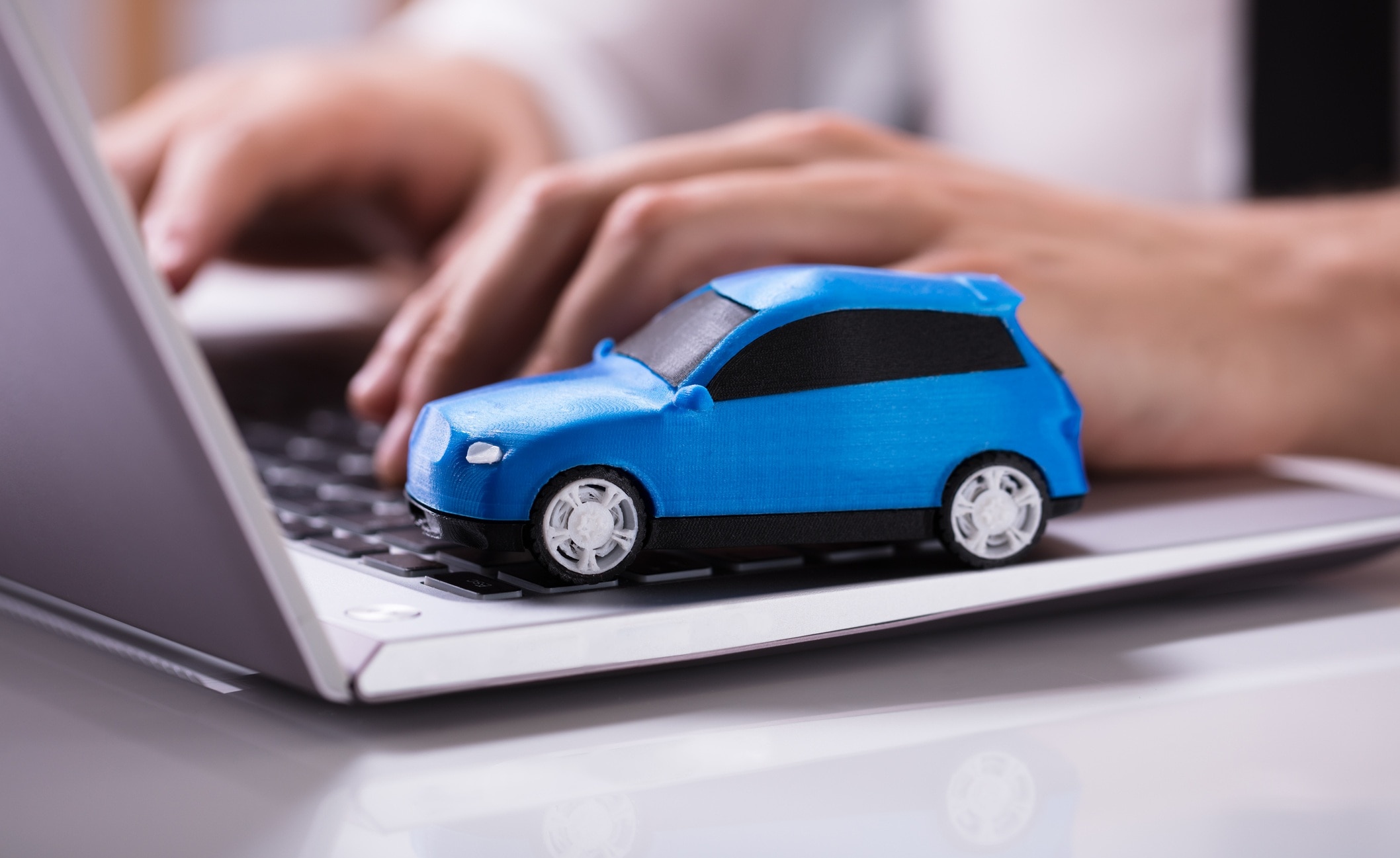 Sandalias sílaba Desviación Cómo comprar un coche por internet de forma segura | BBVA