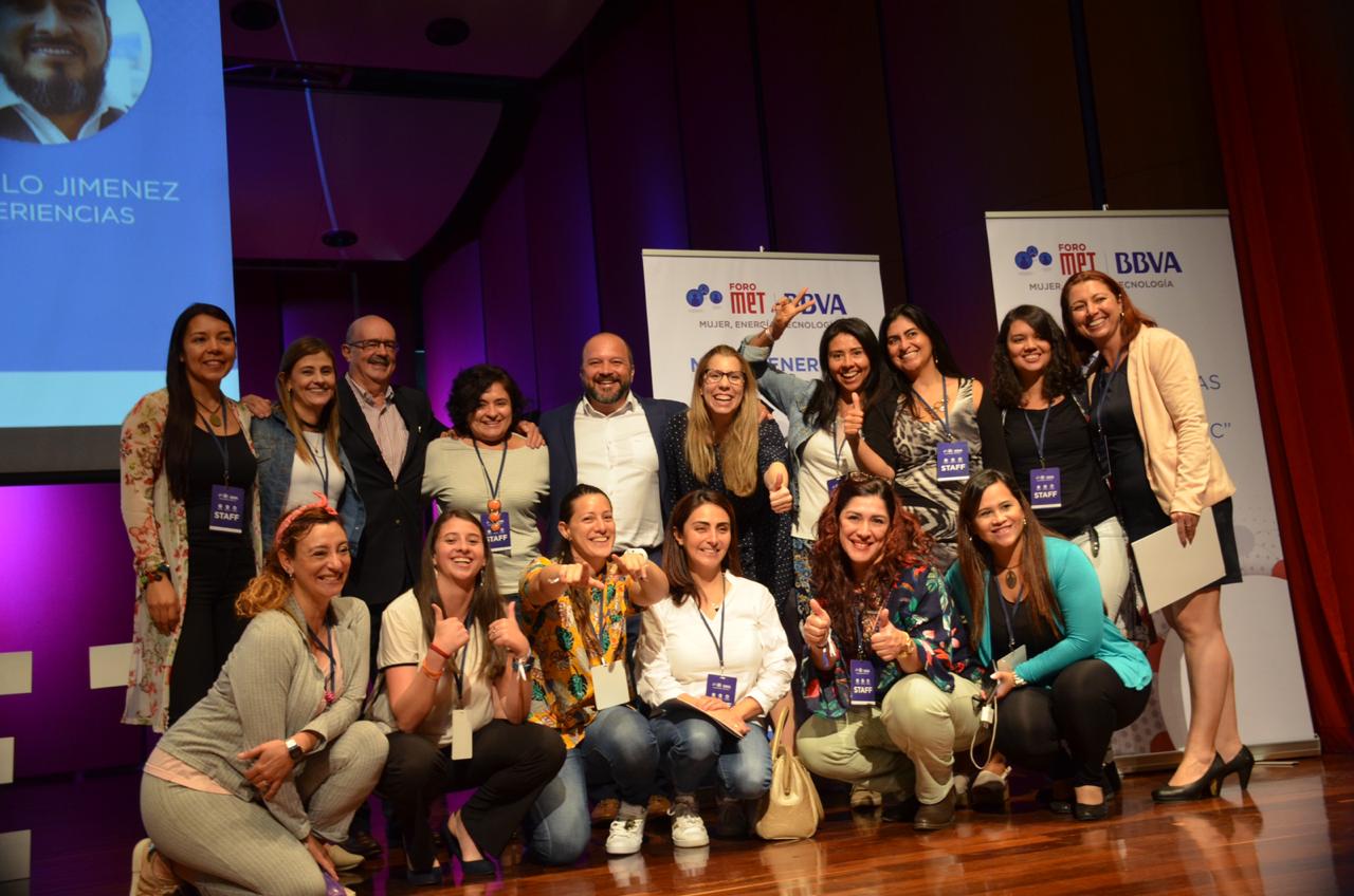 Más de 300 empresarias hicieron parte del Foro MET BBVA que se desarrolló en Medellín. Mujeres empresarias asisten a Foro MET BBVA