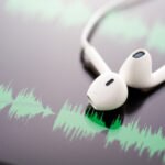 cascos-musica-dia-internacional-radio-podcast-bbva