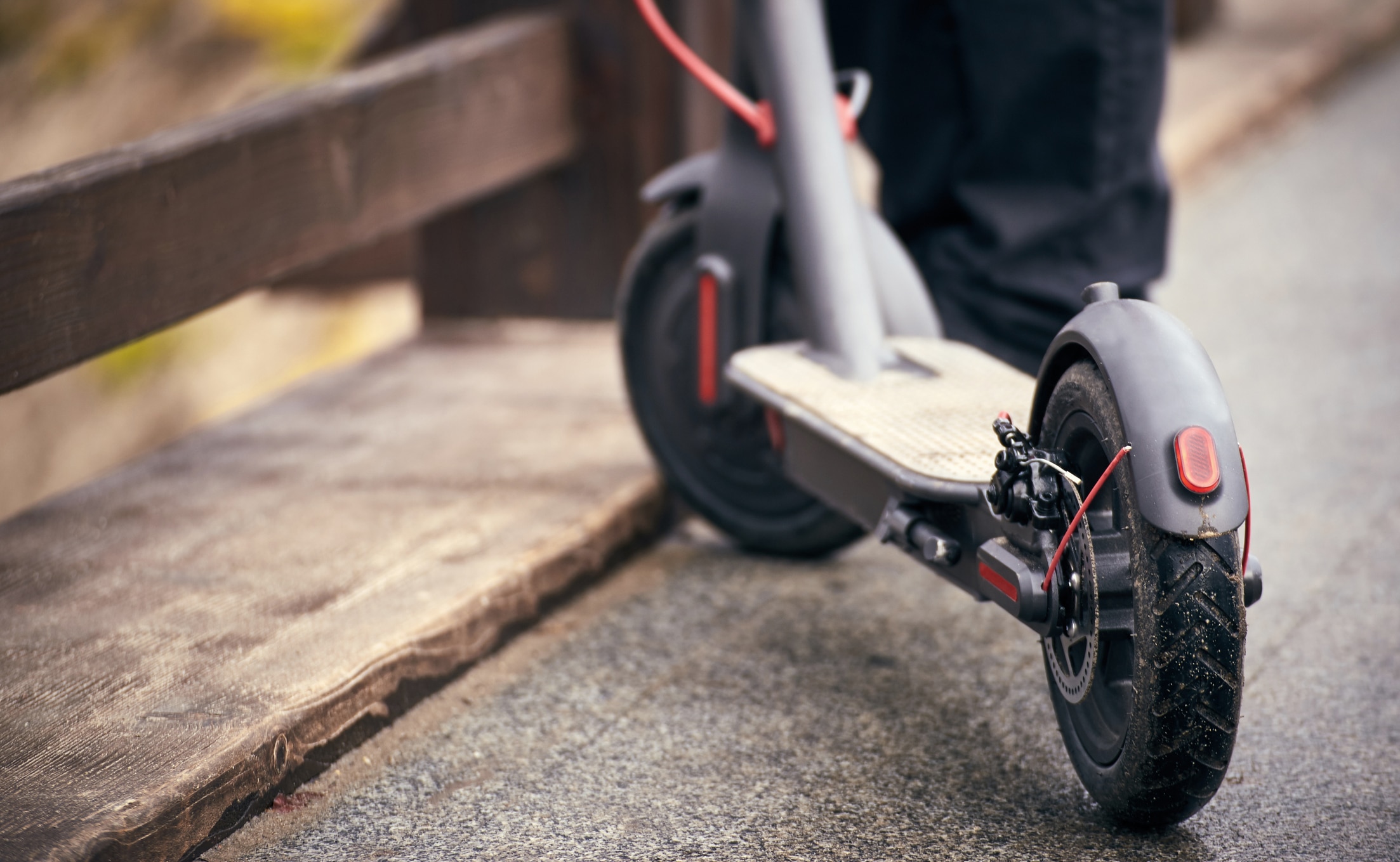 Patinetes eléctricos: ¿comprar o alquilar? Ventajas y desventajas para  ahorrar