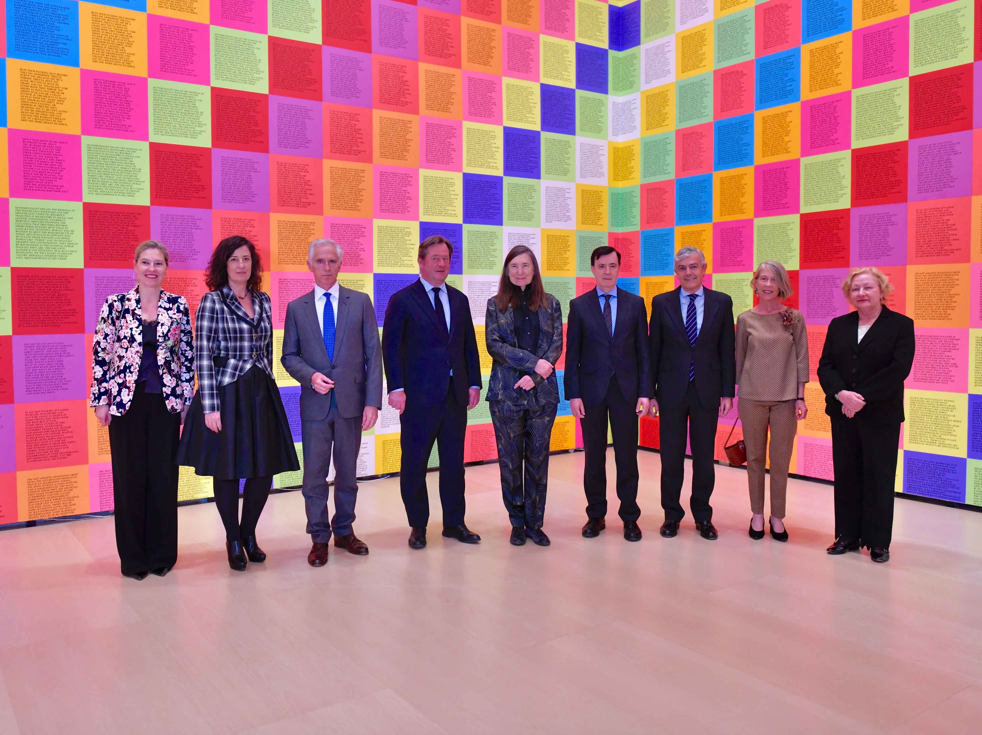 La Fundación BBVA inaugura exposición de Holzer en el Museo Guggenheim Bilbao La Fundación BBVA inaugura exposición de Holzer en el Museo Guggenheim Bilbao