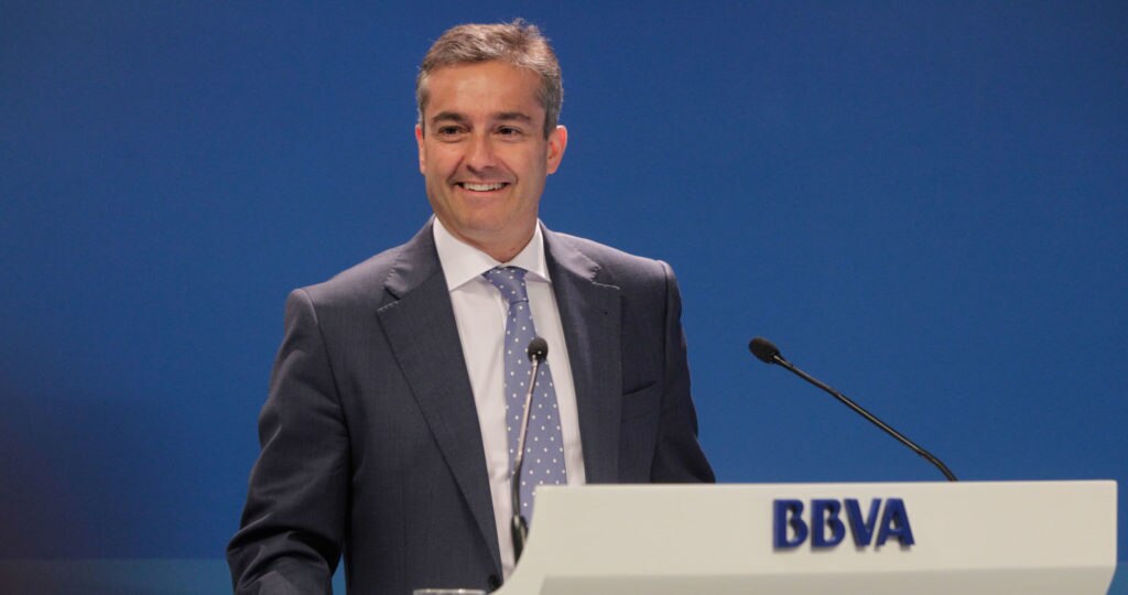 angel-cano-consejero-delegado-de-bbva-durante-la-presentacion-de-los-resultados-del-grupo-del-1er-semestre-de-2011 angel-cano-consejero-delegado-de-bbva-durante-la-presentacion-de-los-resultados-del-grupo-del-1er-semestre-de-2011