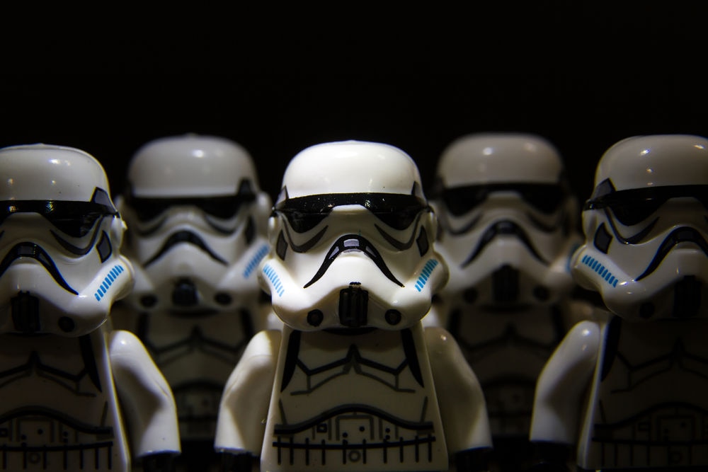 Star-Wars-Lego-Juego-Friki-Munecos-Juguete-Soldado-Imperial-BBVA Star-Wars-Lego-Juego-Friki-Munecos-Juguete-Soldado-Imperial-BBVA