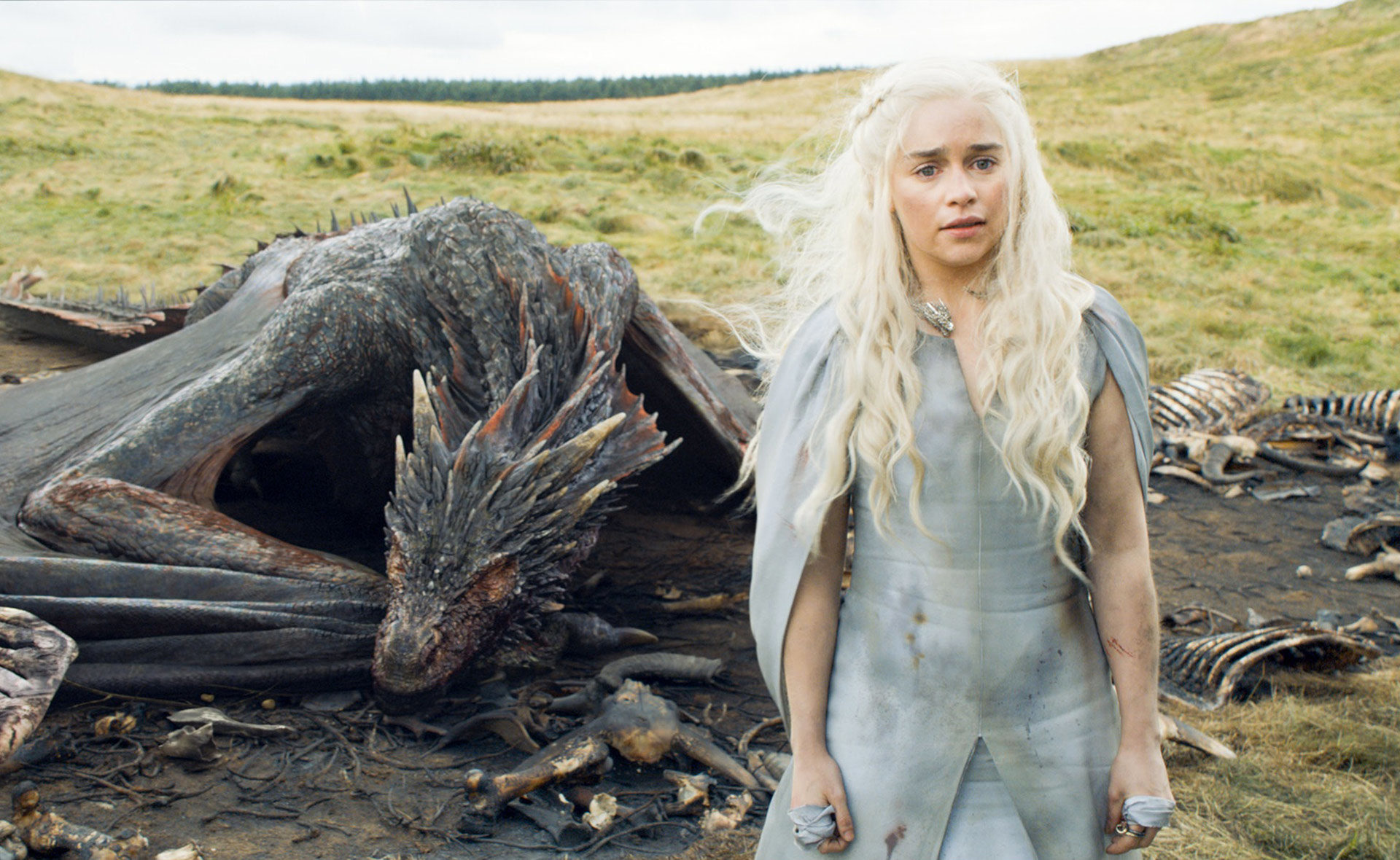 khaleesi_juego_de_tronos_dragon_serie_GOT_emilia_clarke_recurso_bbva