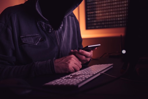 Cómo evitar ser víctima del ‘vishing’ o fraude electrónico Cómo evitar ser víctima del ‘vishing’ o fraude electrónico